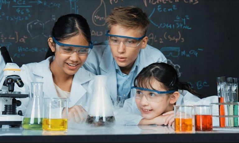 how_quality_chemistry_tuition_builds_strong_founda_9880_featured